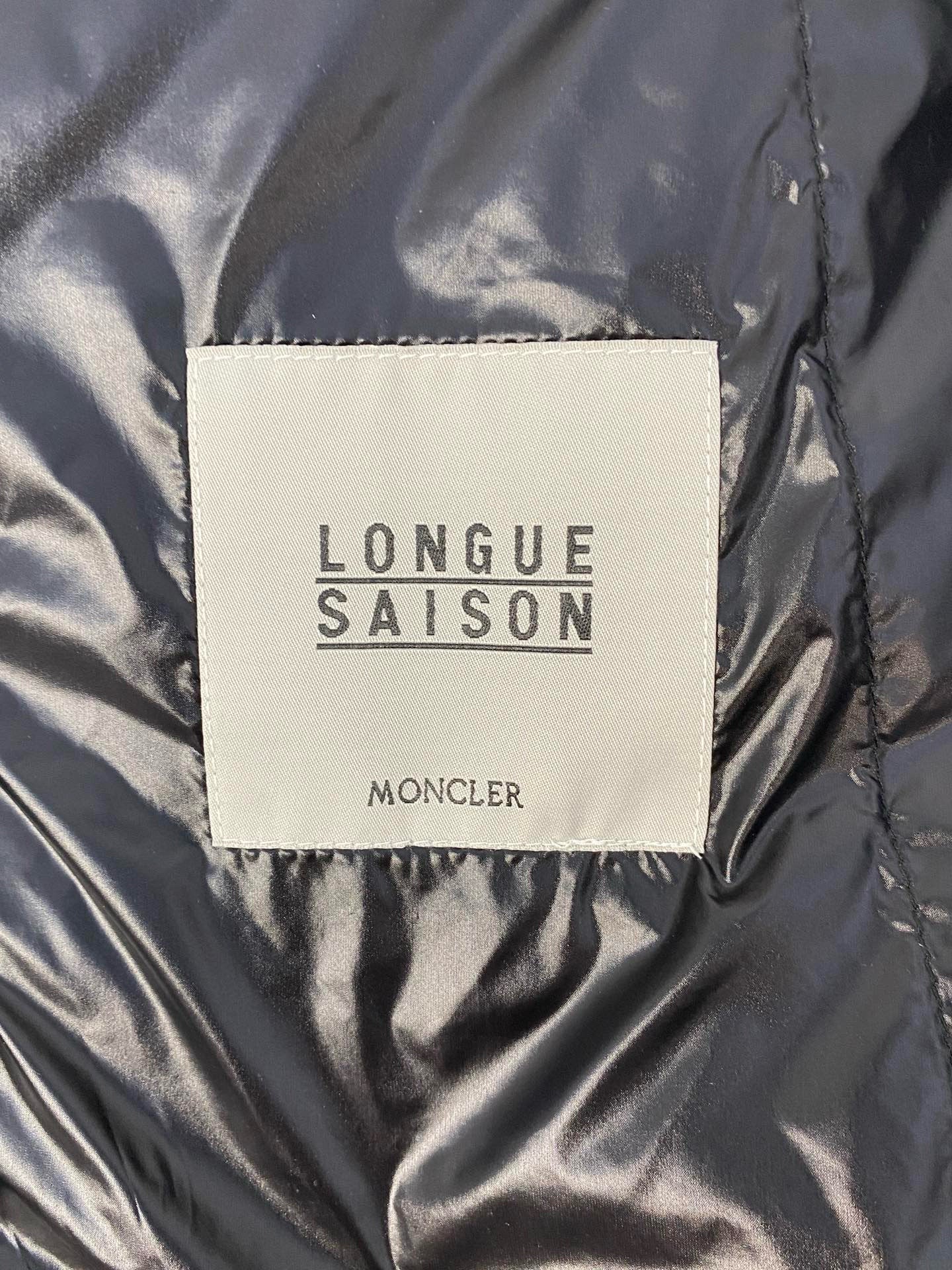 MONCLER ACORUS SHORT DOWN JACKET