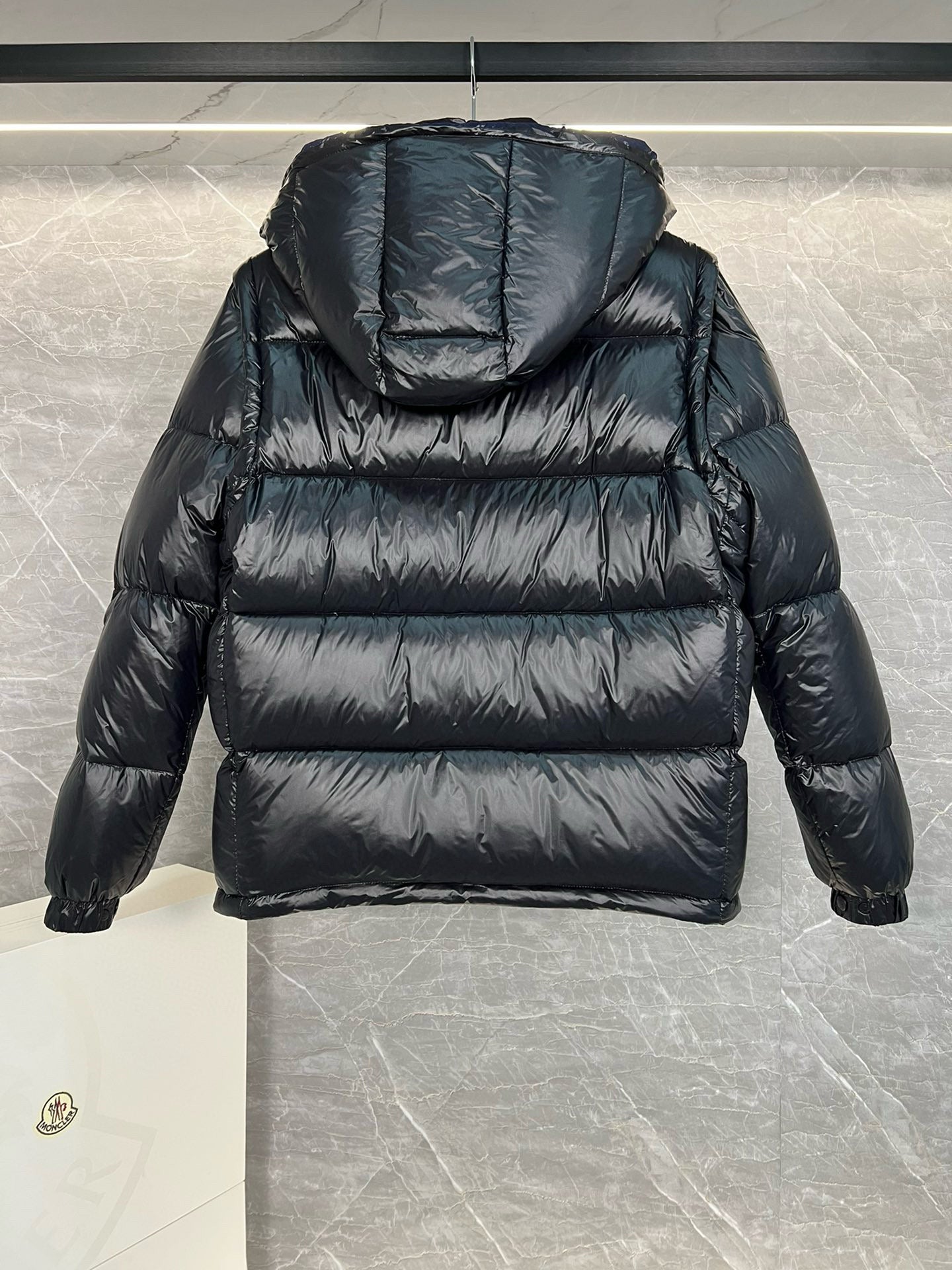 MONCLER CYCLONE 2-IN-1 SHORT DOWN JACKET