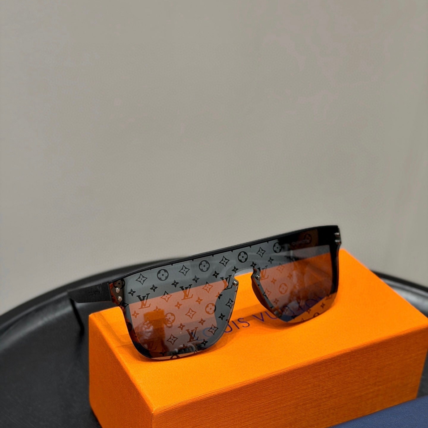 LV Z1082 Sunglass