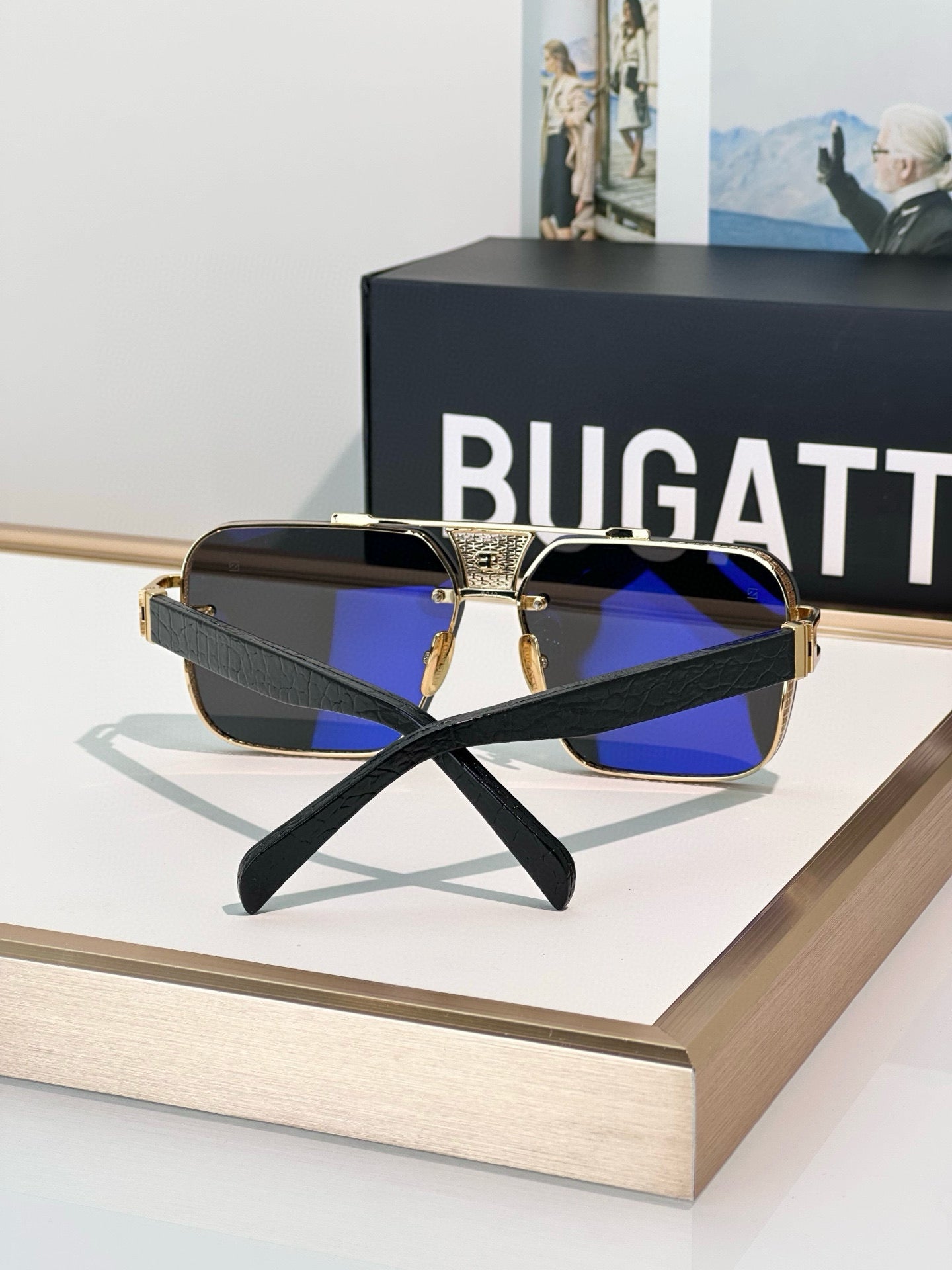 BUGATT 🆕Top quality
MODEL：15 SIZE:62-13-147
BugattiEyewear CollectionOne