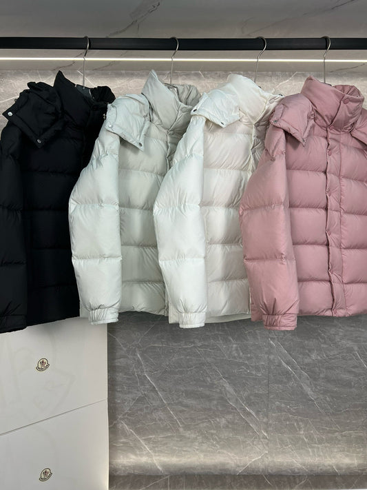 MONCLER MAYA WOMAN 70 HOODED SHORT DOWN JACKET