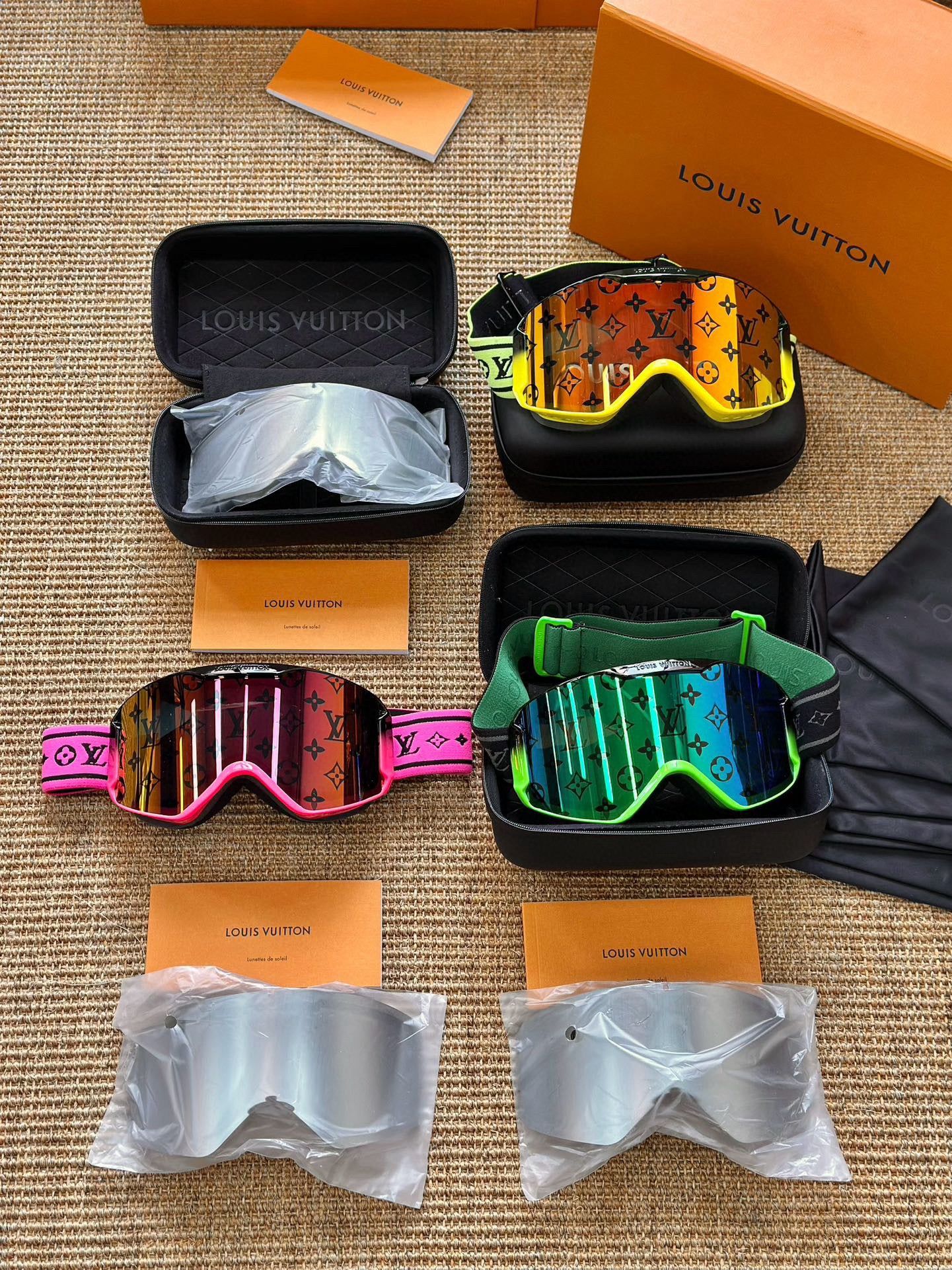 LV SKI Goggles