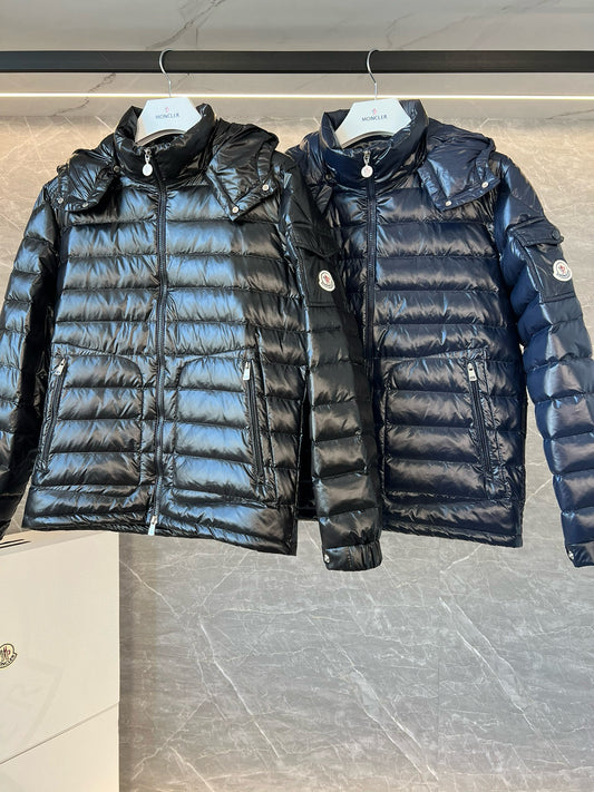 MONCLER LAUROS HOODED SHORT DOWN JACKET