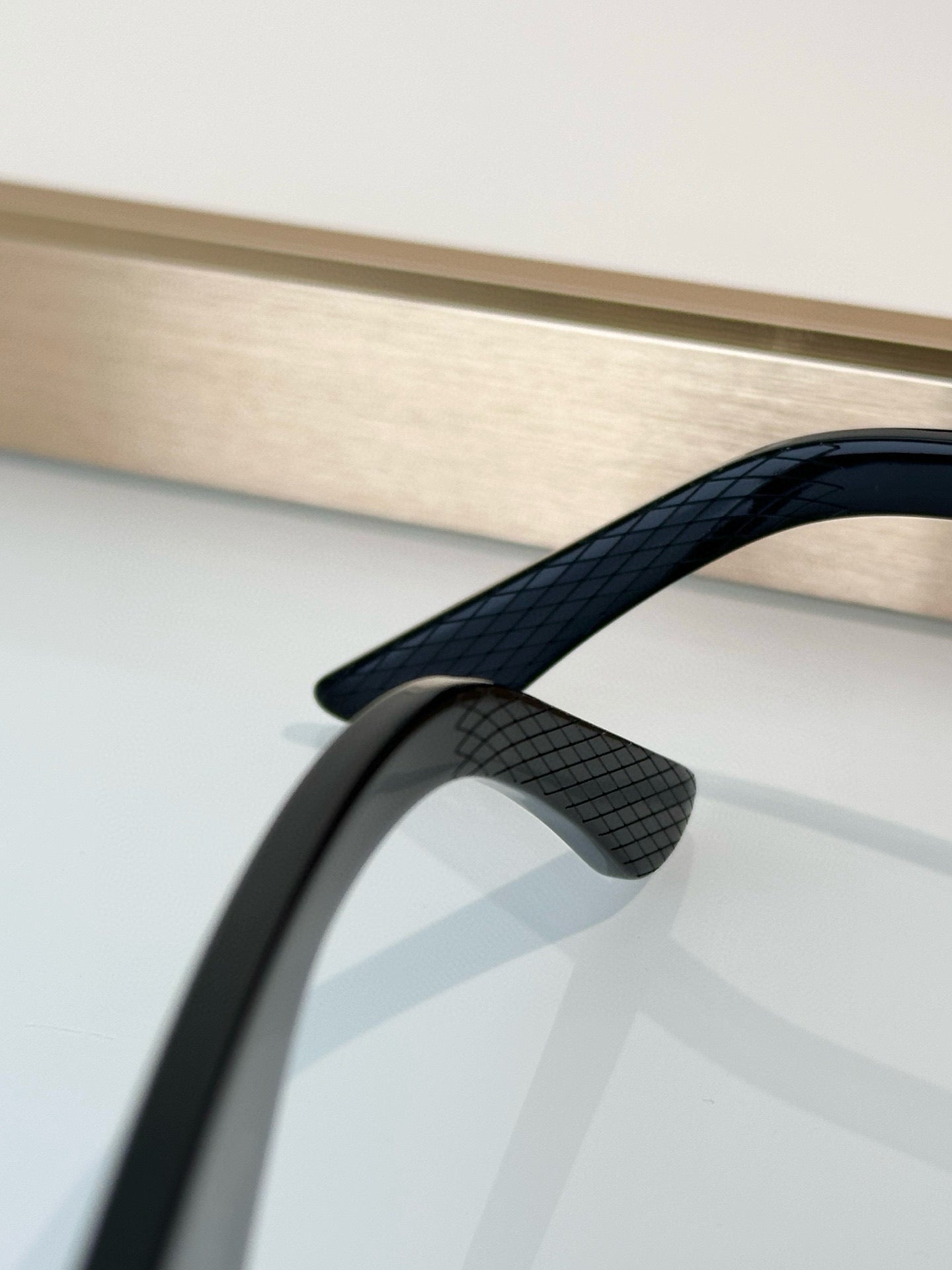 BUGATT 🆕Top quality
MODEL：20.SIZE:60-15-145.
BugattiEyewear CollectionOne