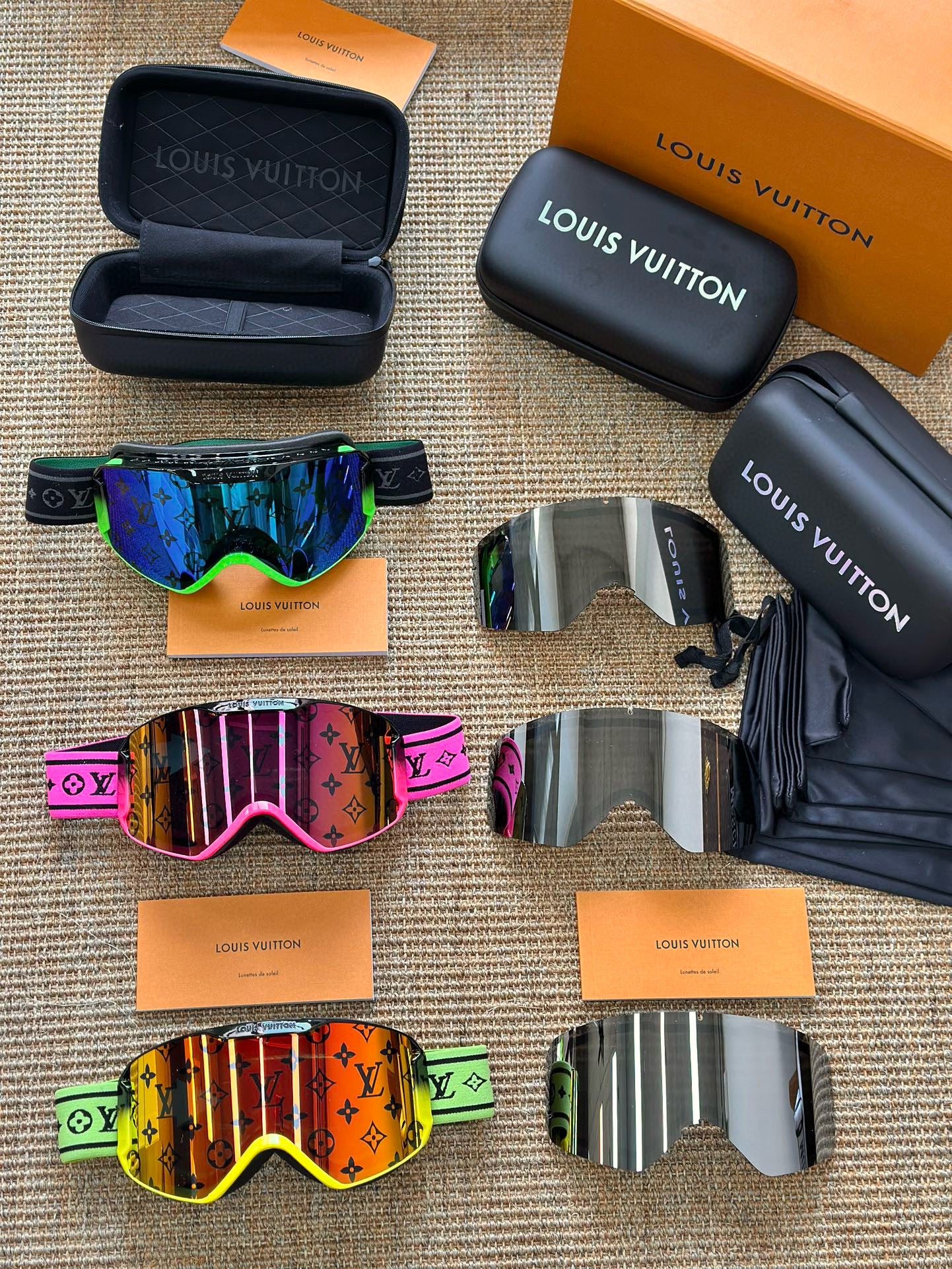 LV SKI Goggles