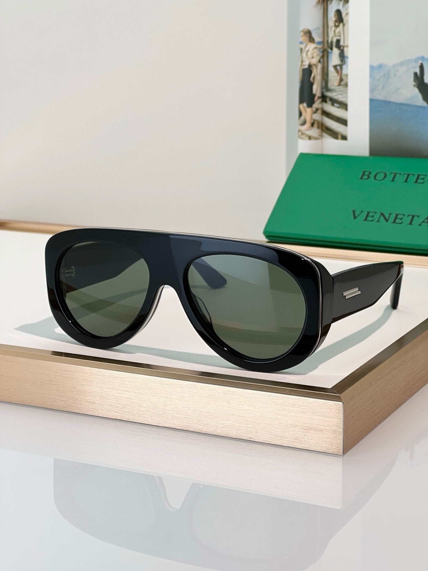 BOTTEGA VENET*
MODEL：BV1362S
SIZE:58口17-130