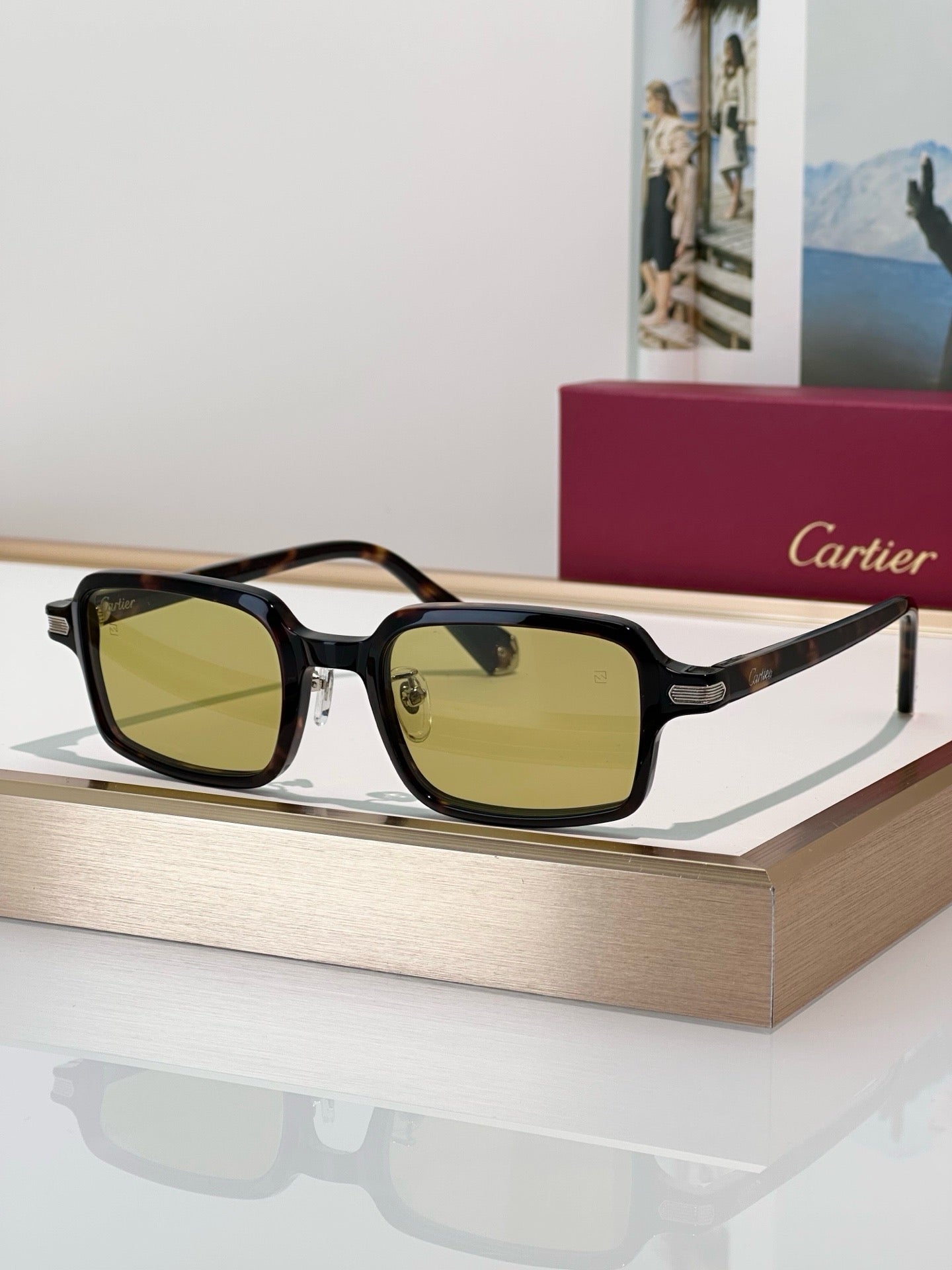 𝑪𝒂𝒓𝒕𝒊𝒆𝒓 Première
MOD：CT0539S
size：49□22-145