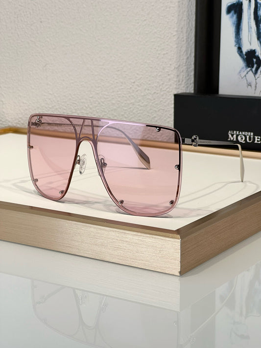 Mcquee*
Mod：AM0313S
Size：143-140