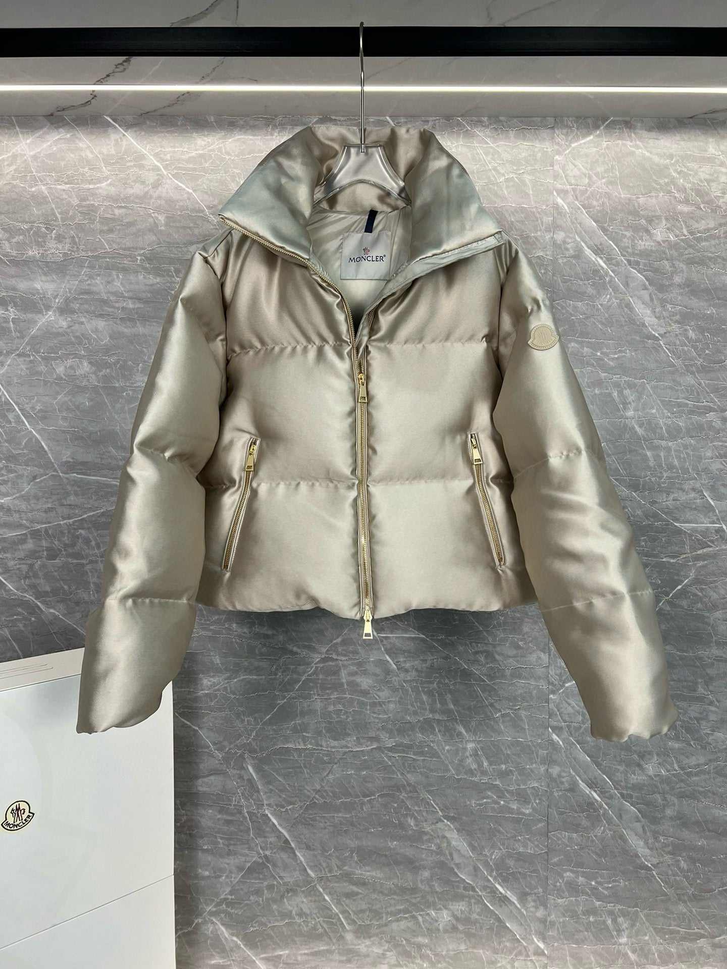 MONCLER BONNELLES METALLIC SHORT DOWN JACKET